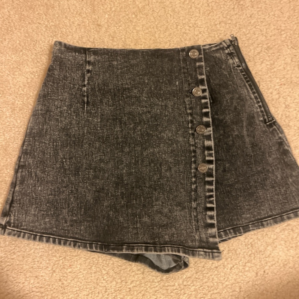 Flying Tomato Dark Gray Button-Up Mini Skirt